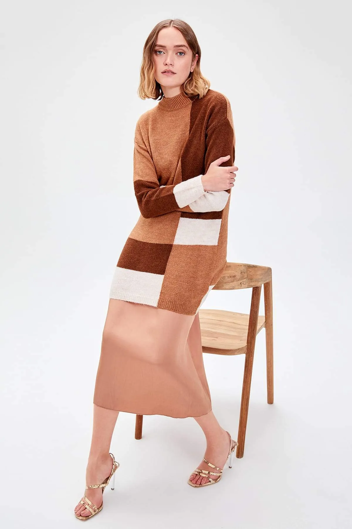 11503 Brown Colourblock Sweater Dress