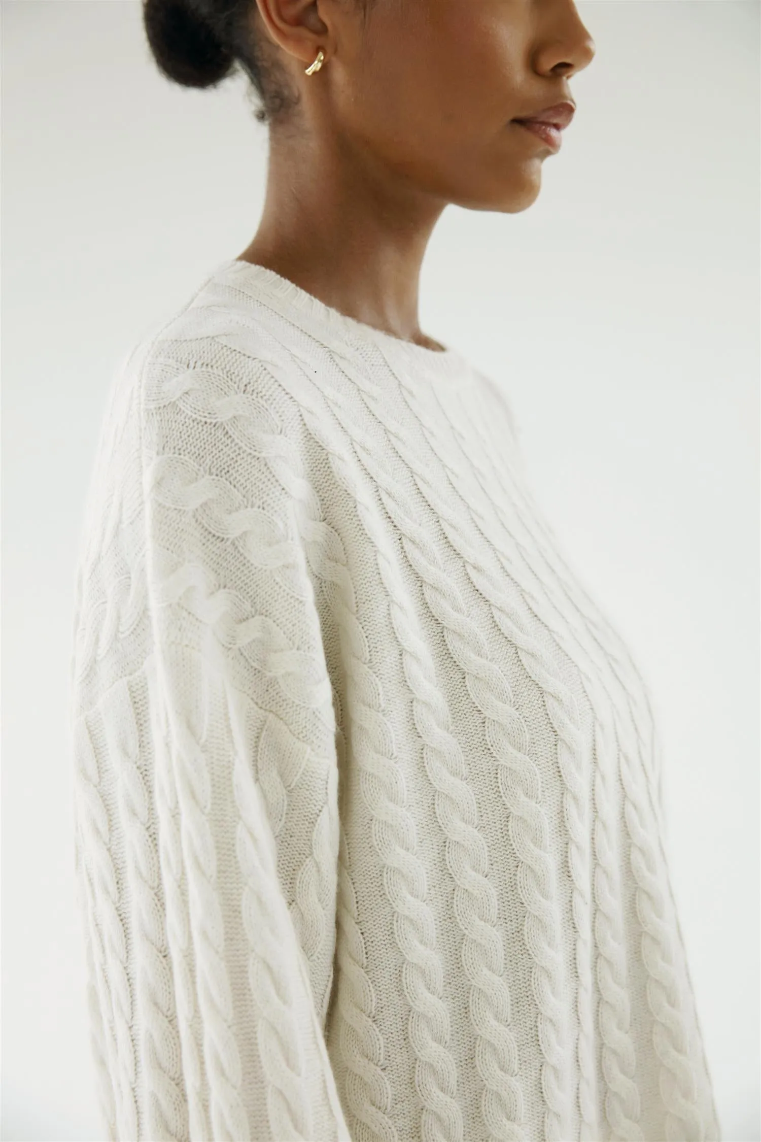 Noa Almada Label - Cream Cable Knit Sweater