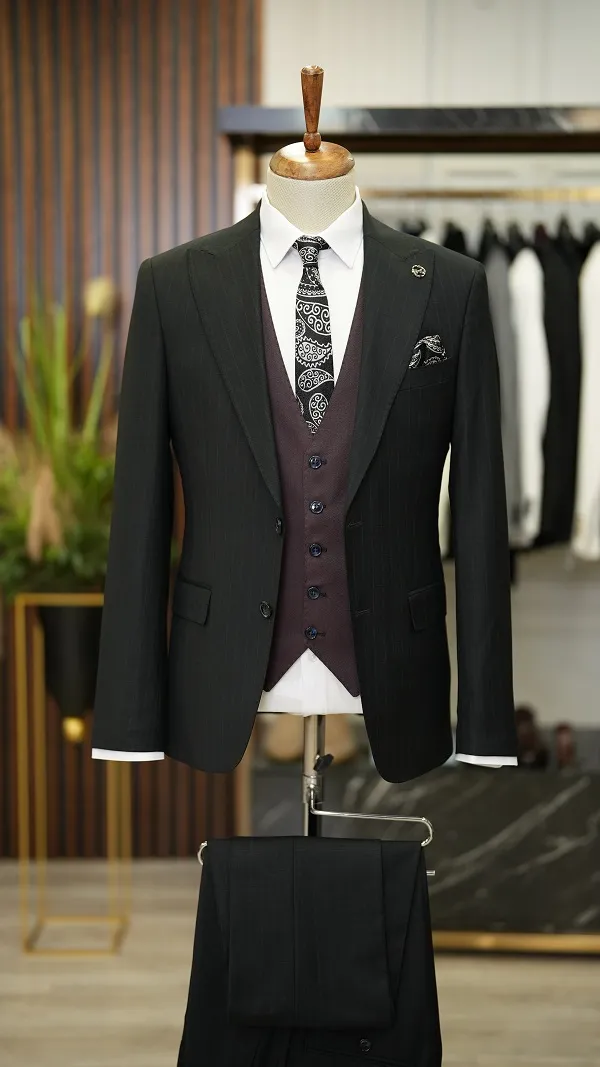 Black Slim Fit Groom Wedding Suit for Men by GentWith.com