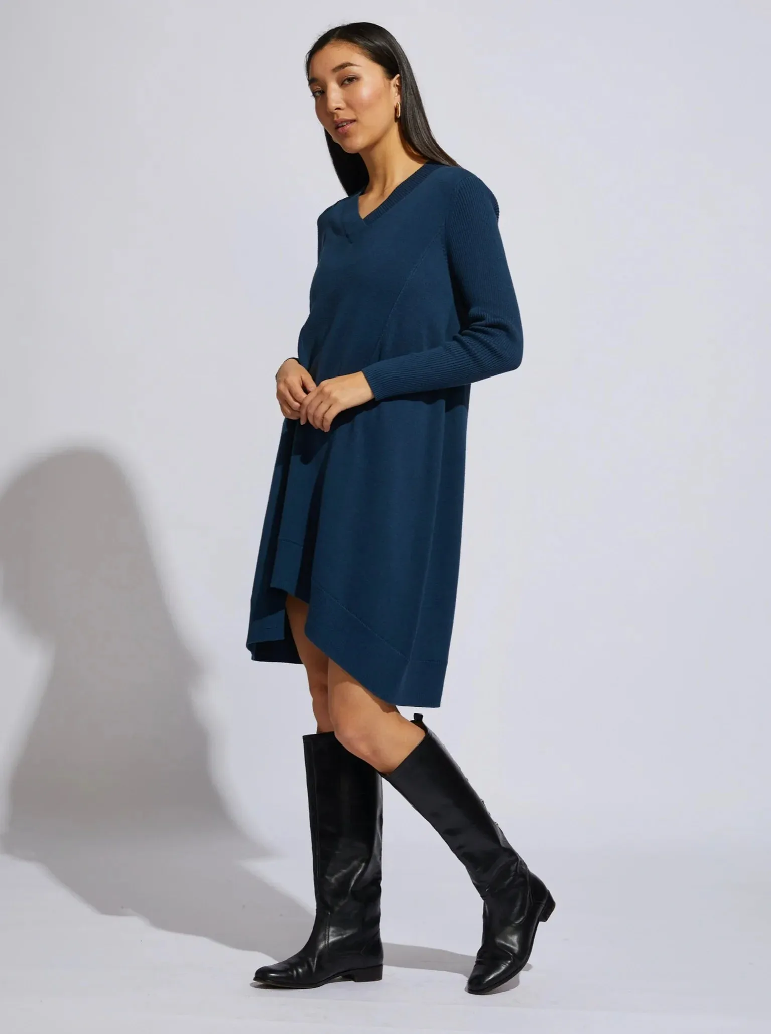 LD Co - LC6165 V Neck Tunic Elemental